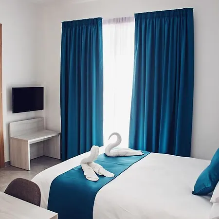 לינה וארוחת בוקר Fisherman's Cove