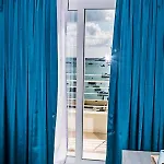 Fisherman's Cove 4*